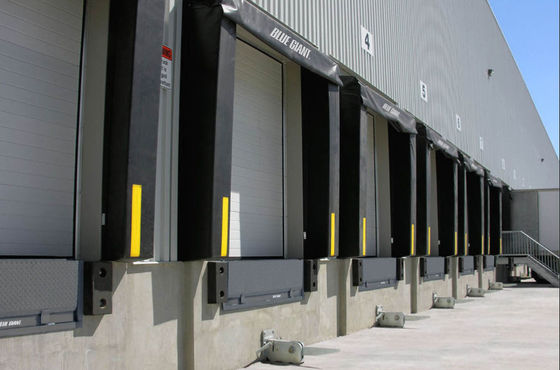 Kullanıma dayanıklı kumaş dok kapı barınağı Depo konteyneri ile ayarlanabilir yükleme sistemi