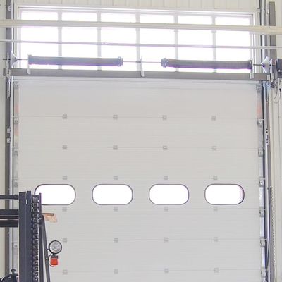 Rüzgar Yükü Max 55m / S Endüstriyel Seksiyonel Kapılar Yüzey Kabartma Kırılma Önleyici
