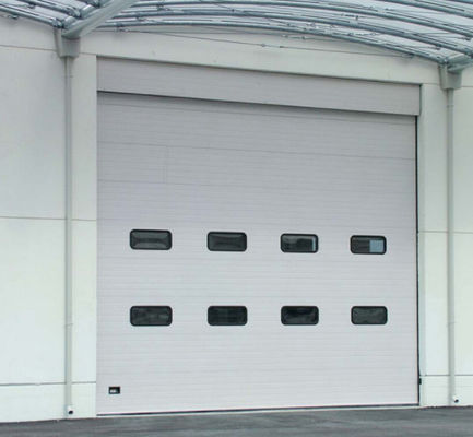 40mm 50mm Panel İzoleli Seksiyonel Kapılar 380V Galvanizli Çelik Garaj Kapısı