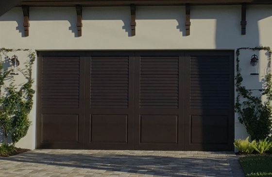 Alüminyum Yalıtımlı Seksiyonel Kapılar Modern Güvenlik Kalınlığı 2.0mm Konut garajı ve yalıtımlı seksiyonel kapı
