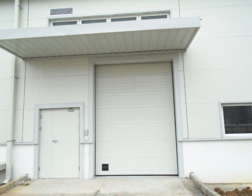 Alüminyum yalıtımlı seksiyonel garaj kapısı 80mm panel düz veya konturlu
