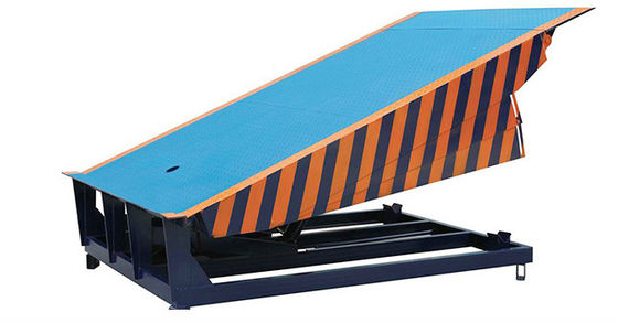15000 lbs Elektrikli Yükleme Dock Leveler Güvenlik Zincirleri / Yerel Kurulum Toptan Satış Ucuz Dock Leveler 6ton
