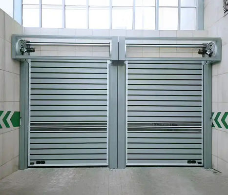 PLC Kontrollü Hızlı Spiral Kapı 0.8m/s 220V/50HZ'da Açma ve Kapatma Hızları Özel