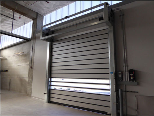 Alüminyum Şeffaf Yüksek Hızlı Spiral Kapı Güvenlik Verimliliği PLC Kontrol Sistemi ile Fabrika Doğrudan Satış Maksimum Hız 2m/s