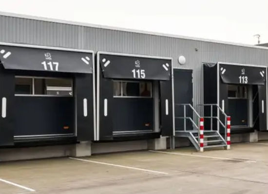 Özel Endüstriyel Düzenlenebilir Şişirmeli İzole edilmiş Hava geçirmez Dörtgen Docklar için Kapalı Rıhtım Sığınağı