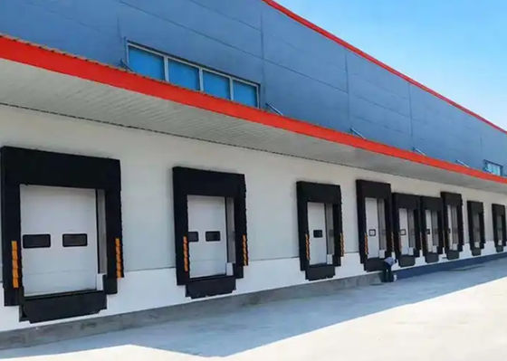 Yüksek Basınç Direnci Endüstriyel Düzenlenebilir Şişkin İzolelen Hava geçirmez Kapalı Dock Sığınak kolay taşınabilirlik için