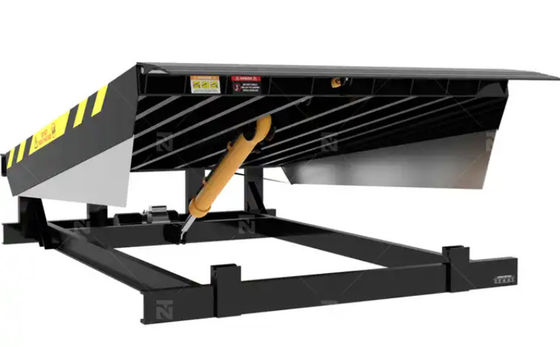 Özelleştirilebilir Dudak Uzunluğu Atölyesi Otomatik Dock Plate Dock Kapı Seviyleyicileri 25000-40000LBS Baskı Düğmesi Denetimleri ile Güvenli Tasarım