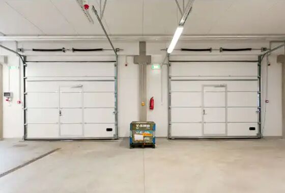 Çin Otomatik Depo Fabrika Dış Cephe Bölmeli Endüstriyel Kapılar Özel Çelik Ticari İtfaiye İstasyonu Endüstriyel Kapılar