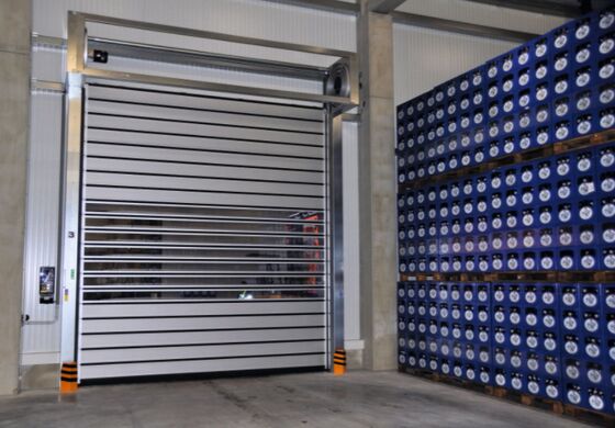 Otomatik Yüksek Hızlı Spiral Kapı Güvenlik Verimlilik Ömür 5 Milyon Kez Yalıtımlı Elektrikli Alüminyum Alaşımlı Panel Endüstriyel Kullanım İçin
