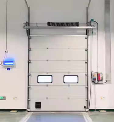 Beyaz Hava Kapalı Sandviç Polyurethane Ahşap Garaj Bölmeli Kapı İzolasyon Panelleri Üst Kapılar İtfaiye İstasyonu Çelik Kapılar Otomatik Olarak