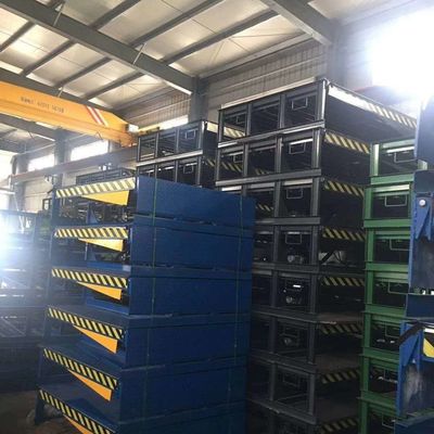 Otomatik Kargo 8000KG Sabit Hidrolik Entegre Yükleme Dock Nivele