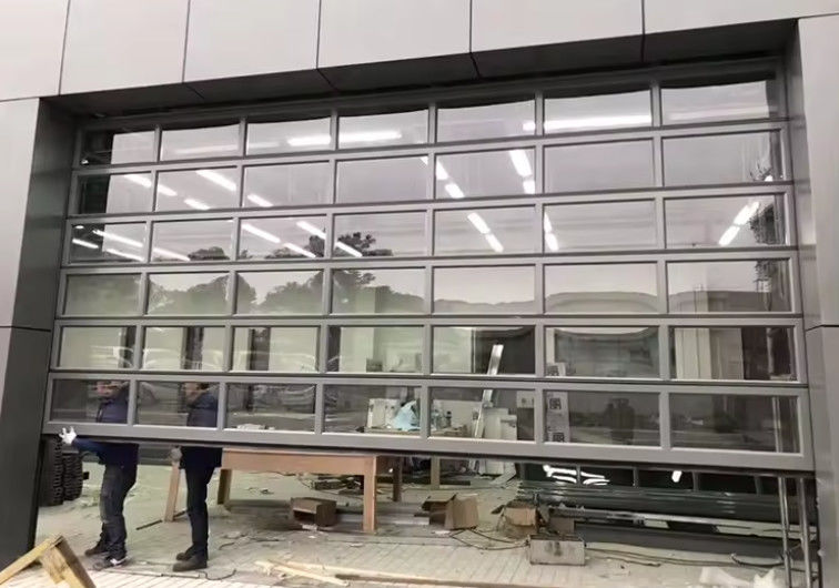 Güvenlik Çeşitli Renklerde Çift Camlı Alüminyum Bölüm Kapısı Tam Görünüm Üst Bölüm Kapısı
