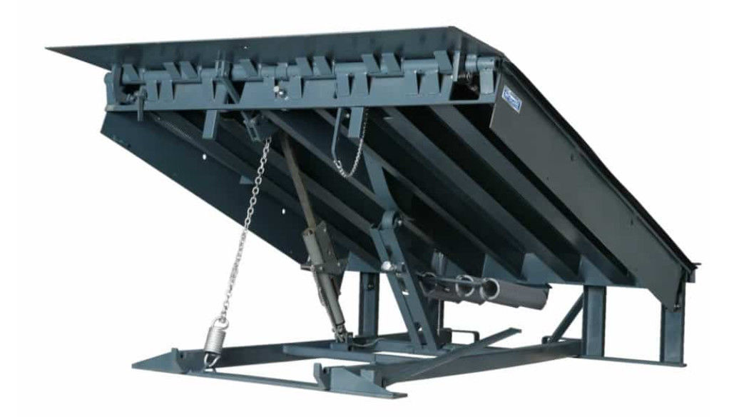 Atölye Otomatik Dock Plate Dock Door Levelers 25000-40000LBS Güvenli Tasarım Özelleştirilebilir Platform Boyutu Güvenlik Zincirleri