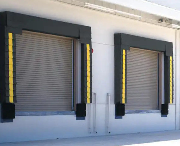 Siyah Çekilebilir Anti-Crush Dock Dayanıklı PVC Mekanik Yastık Görevli Çelik Yapı Endüstriyel Düzenlenebilir Şişelenmiş İzole edilmiş Hava geçirmez Sızdırmaz Dök Sığınağı sipariş olarak özelleştirilmiş