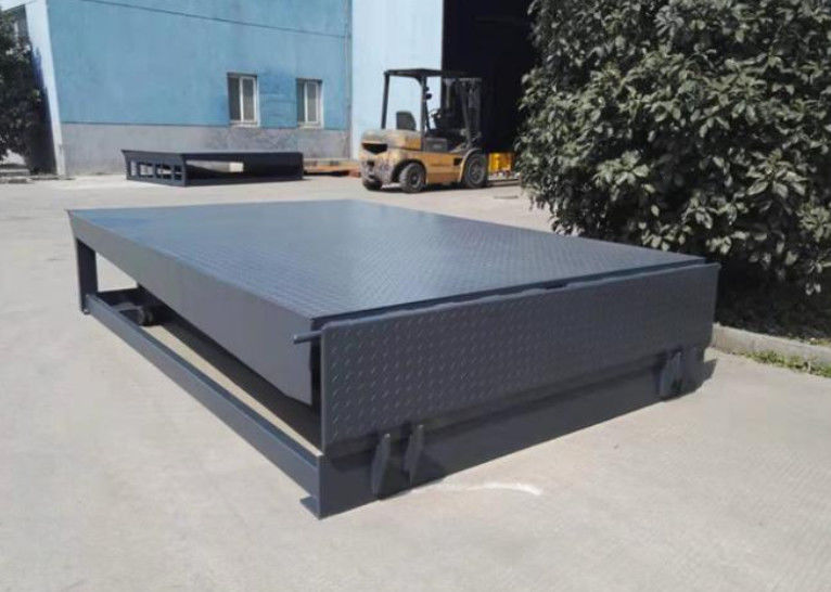 Galvanizli bitirme özel depo atölyesi otomatik dok plakası hidrolik güç kaynağı ile dok kapı seviyeleyicileri