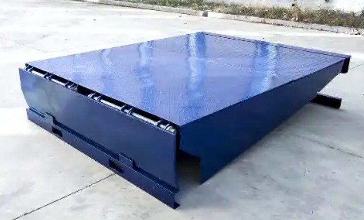 25000-40000LBS Güvenli Tasarım Dock Kapı Düzleştiricileri Atölyesi Otomatik Dock Plate Özelleştirilebilir Dudak Uzunluğu Mekanik Tasarım