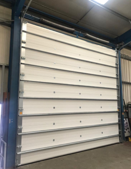 Yüksek güvenlik kilitli yangın istasyonu Otomatik şekillendirilmiş ve acil serbest bırakma ile endüstriyel bölüm kapıları Yangın geçirmez yuvarlak kapı kapı ihracatçıları