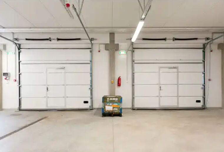 Çin Üstü Otomatik Depo Fabrikası Dış Özel Çelik Ticari Bölümsel Üstü Kapılar İtfaiye İstasyonu Endüstriyel Kapılar