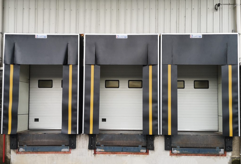 Galvanizli Çelik Liner Düzenlenebilir Yükleme Sistemi rıhtım kapısı koruma endüstriyel pozisyon dayanıklı ve depo yükleme alanları için çözüm