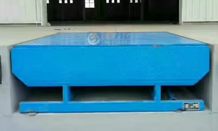 El Tipi Uzaktan Kumanda Panjur Kapı Seviyeleri Atölye Otomatik Yükleme Rampası Yükleme Rampası 25000-40000LBS Güvenli Tasarım Kapasitesi 10